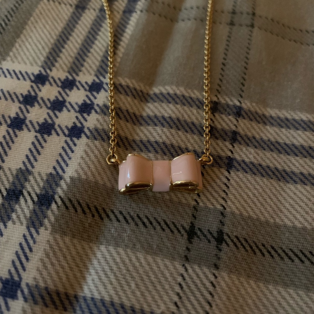 ♠️ Kate Spade ♠️Pink bow necklace!!